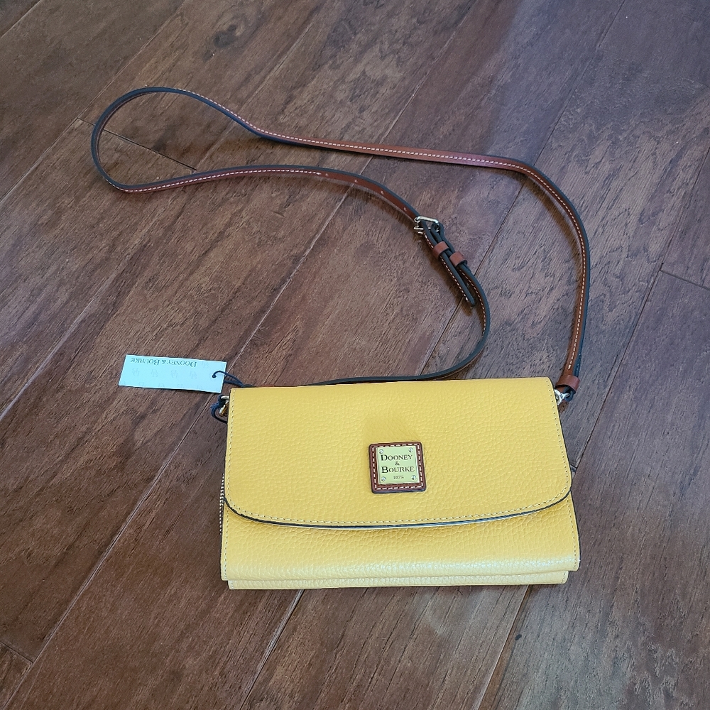 NWT Dooney & Bourke Yellow Clutch Wallet